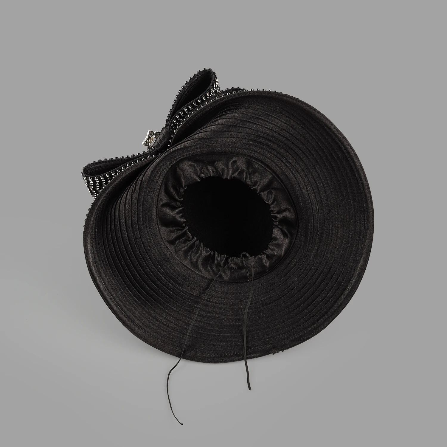 Satin Church Hat for Women Unique Wedding Photography Accessory Charming Net Formal Chapeau for Special Occasions