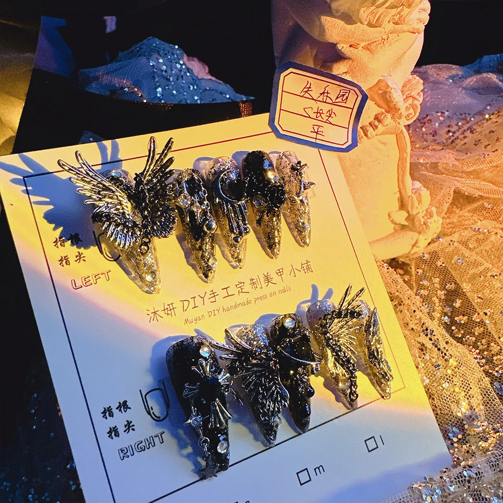 Color: Red - Handmade Nail Shot of Spicy Girl Heavy Industry Metal Lost Paradise Subculture Super Cool Spicy Girl Dark Personality  Nails