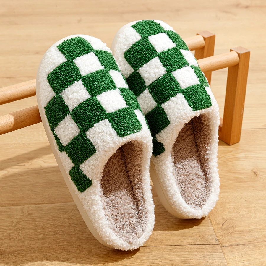 Color: green, Shoe Size: 41-42 - Fashion Retro Checker Women's Winter Warm Home Slippers Couple Indoor Bedroom Plush Anti-slip Soft Sole Leisure Shoes Men