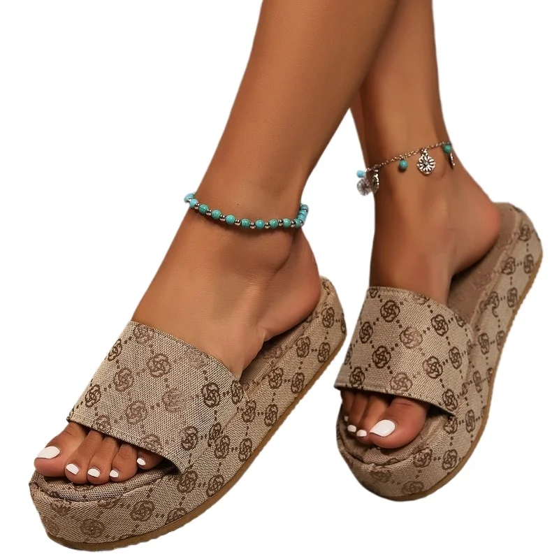 Color: Khaki, Shoe Size: 41 - New Summer Women's Classic Thick Sole Anti Slip Sandals, Daily Comfortable Embroidered Shallow Mouth Vacation Party Beach Miter