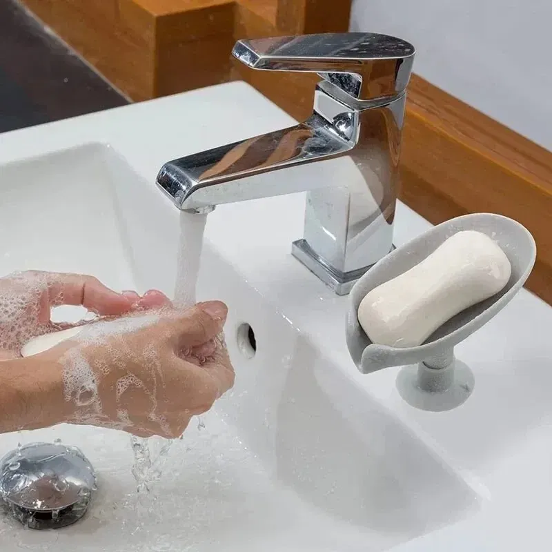Color: Clear - 1-2Pcs Drain Soap Holder Bathroom Items Leaf Shape Wall Soap Dish for Bathroom Punch-free Suction Cup Standing Things the Home
