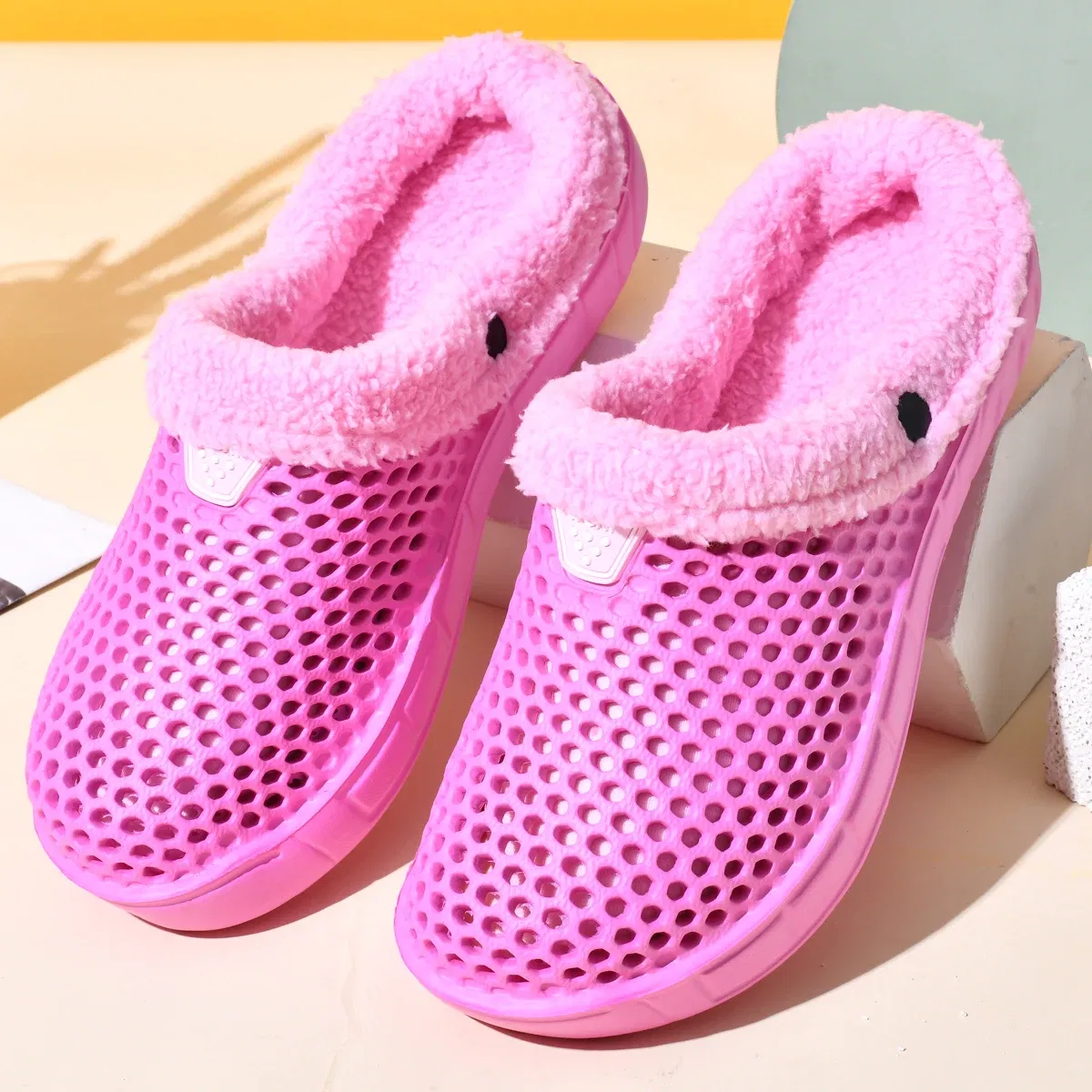 Color: GRAY, Shoe Size: 43 - Couple Style Men's and Women's Cotton Slippers Winter Warm Plus Velvet Thickened Clogs Mule Shoes