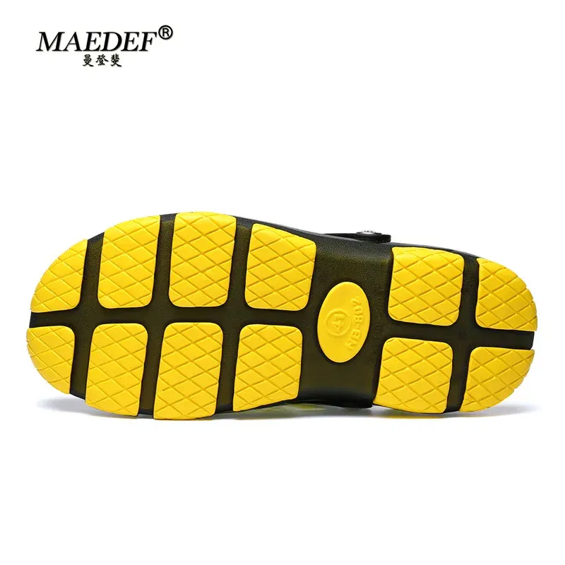 Color: black, Shoe Size: 41 - MAEDEF Fashion Men Slippers Summer Waterproof Beach Slippers Hot Sale Casual House Bathroom Slides Non Slip Outdoor Men's Shoes