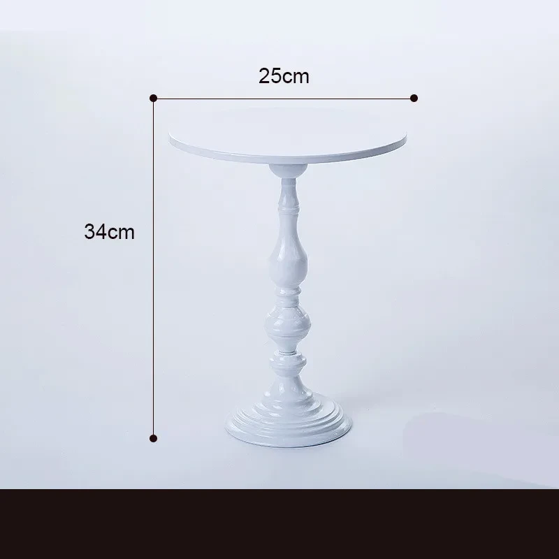 Cake Holder
