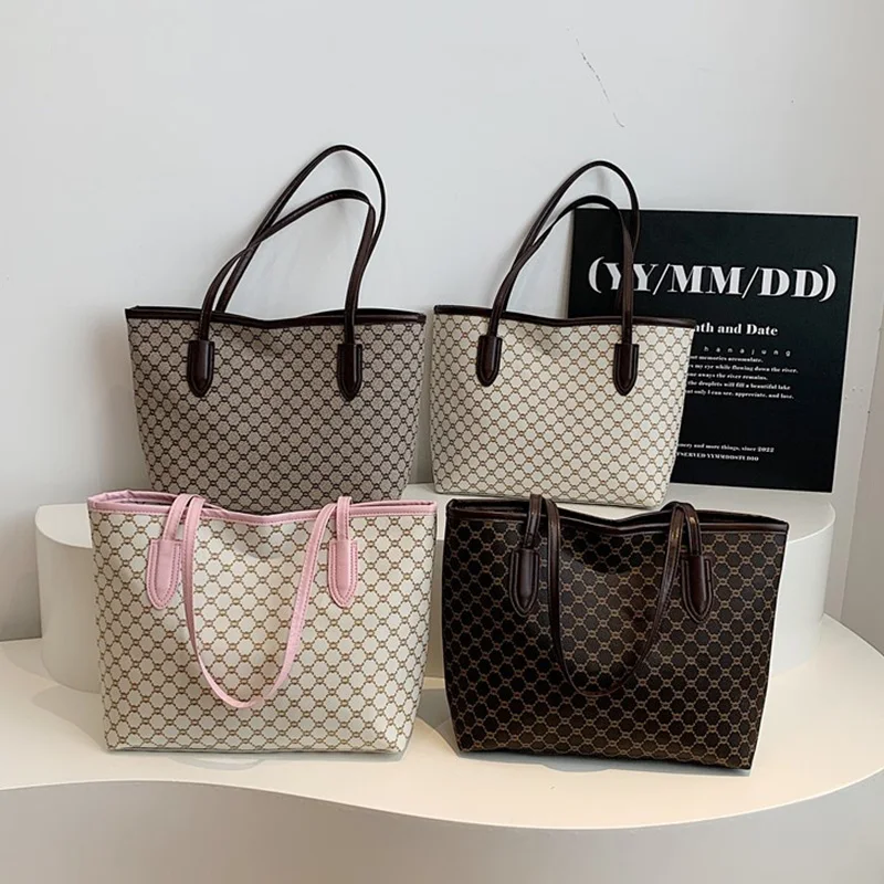 Color: Coffee - Fashion Women's Tote Bag Large Capacity Textile Printed Shoulder Bag,Lightweight&Durable with Smooth Zipper for Travel/Daily Use