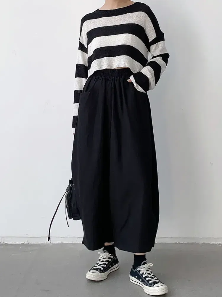 Color: black, Size: M - 2023 Autumn Casual Harem Pants Women Cotton High Waisted Trousers Retro Loose Bloomers Women's Oversize Pants Baggy Sweatpants