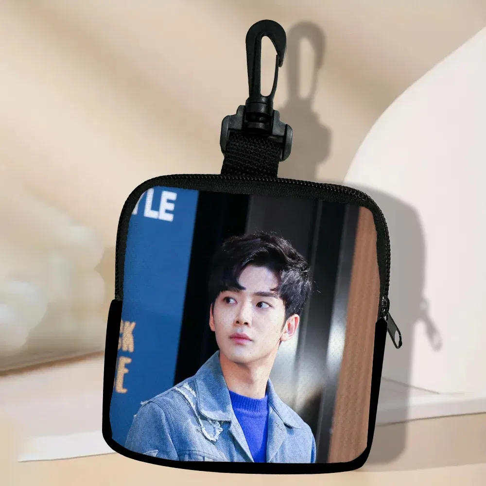 Color: black - SF9 Rowoon Zipper Coin Purse Women's Simple Handbag Card Package Coin Bag  Purse Key Earphone Pouch 3.3