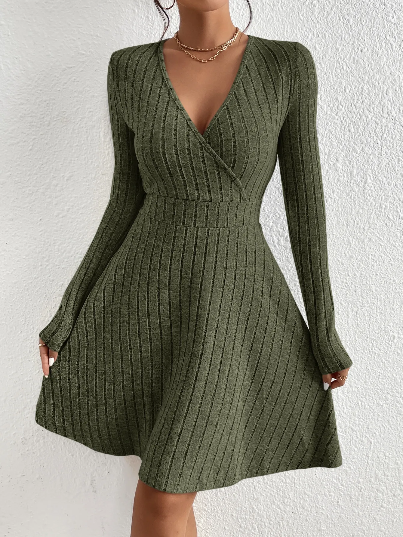 Color: army green, Size: S - Autumn and Winter New V-neck Sexy Waistline A-line Umbrella Skirt Big Swing Long-sleeved Knit Dress
