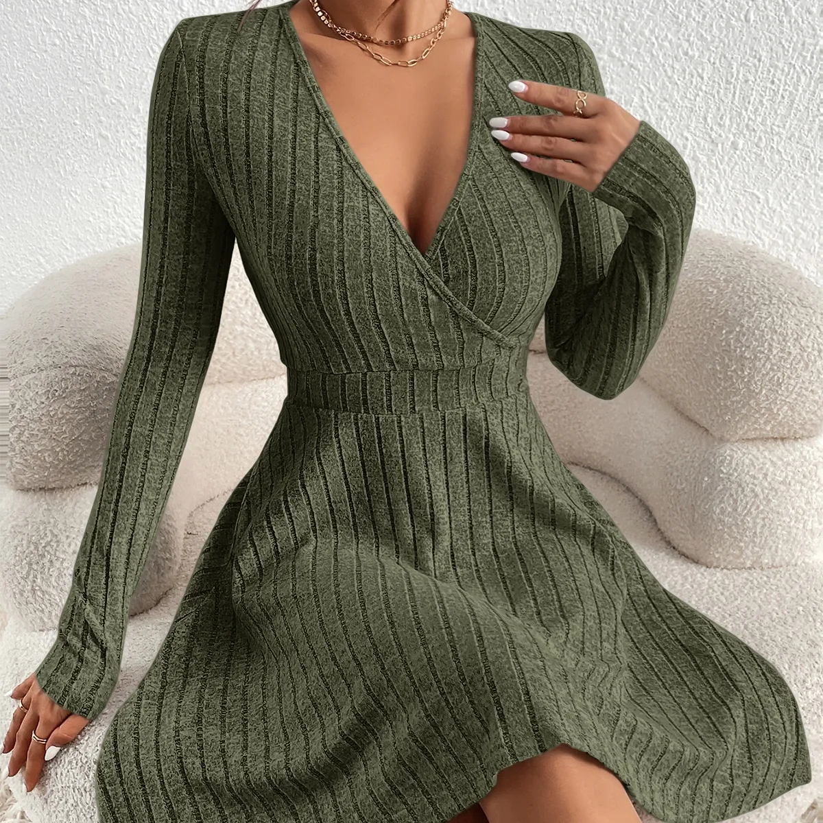 Color: army green, Size: S - Autumn and Winter New V-neck Sexy Waistline A-line Umbrella Skirt Big Swing Long-sleeved Knit Dress