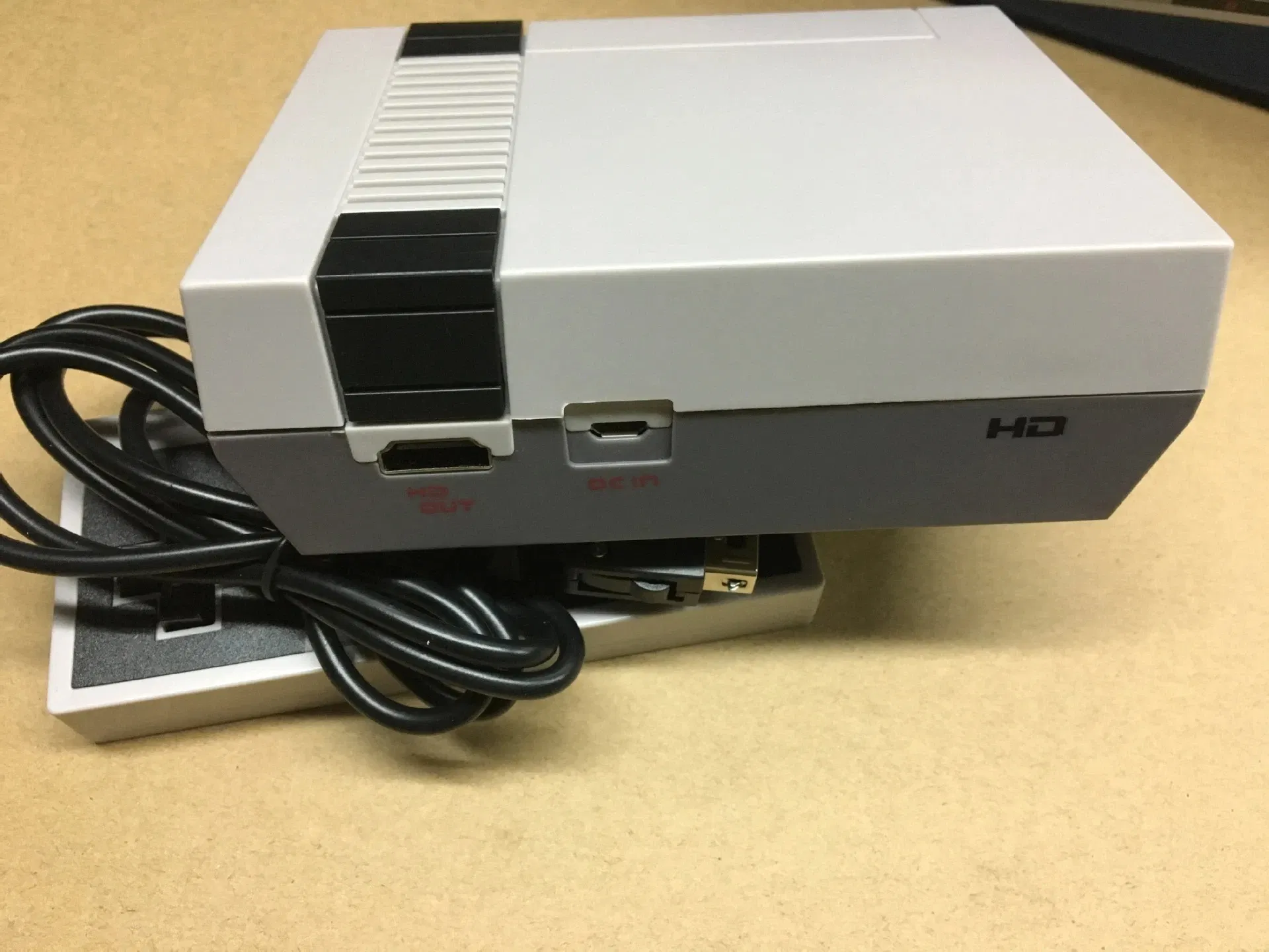 Color: WHITE, Ships From: CHINA - New! Save game Super HD Output For SNES Retro Classic Handheld Video Game Player HDMI-compatib TV Mini Game Console Built-in 21