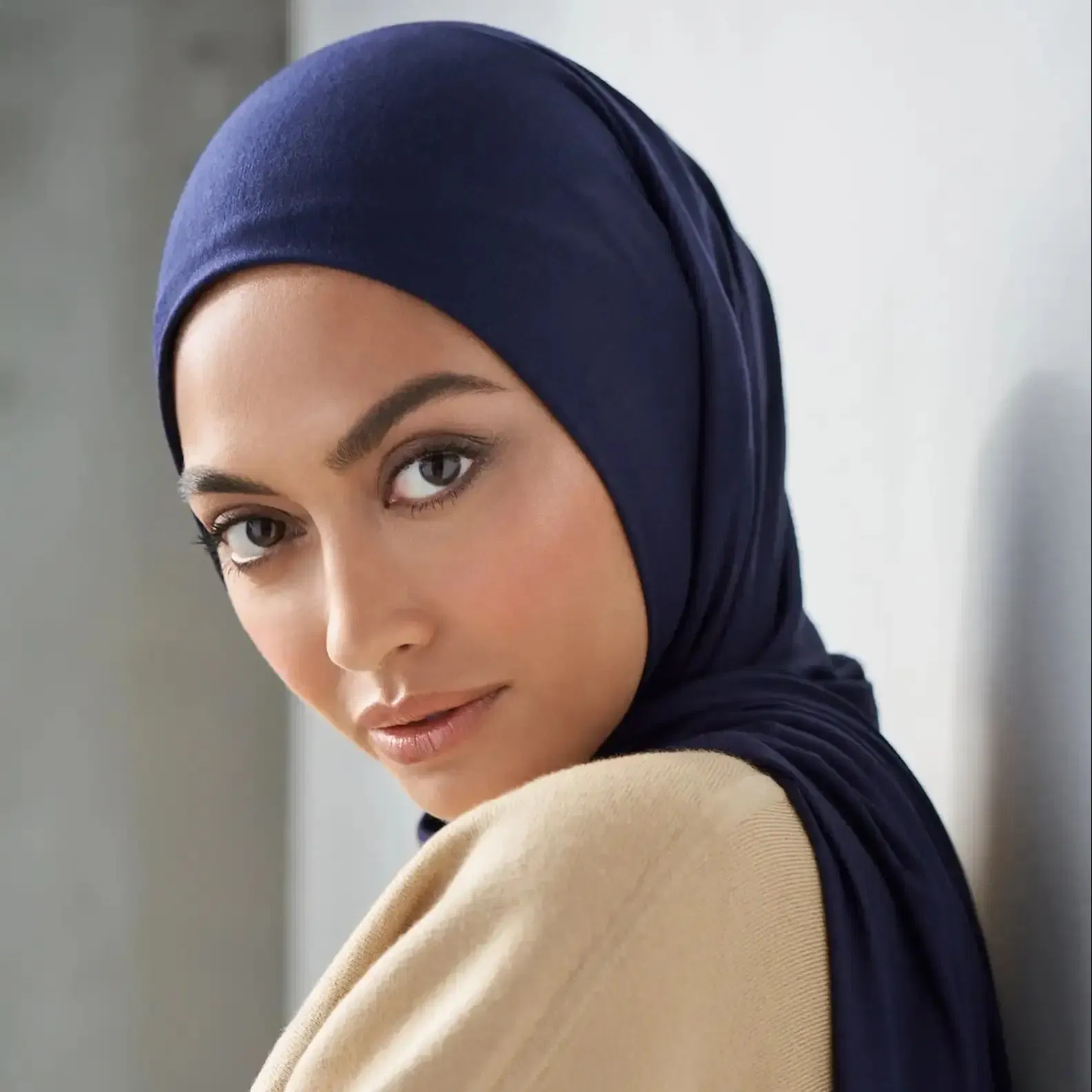 Color: green - Premium Instant Jersey Hijab Scarf Solid Muslim Long Scarves Turban Shawl Elastic Cotton Arab Headscarf Head Wraps Saudi Hijabs