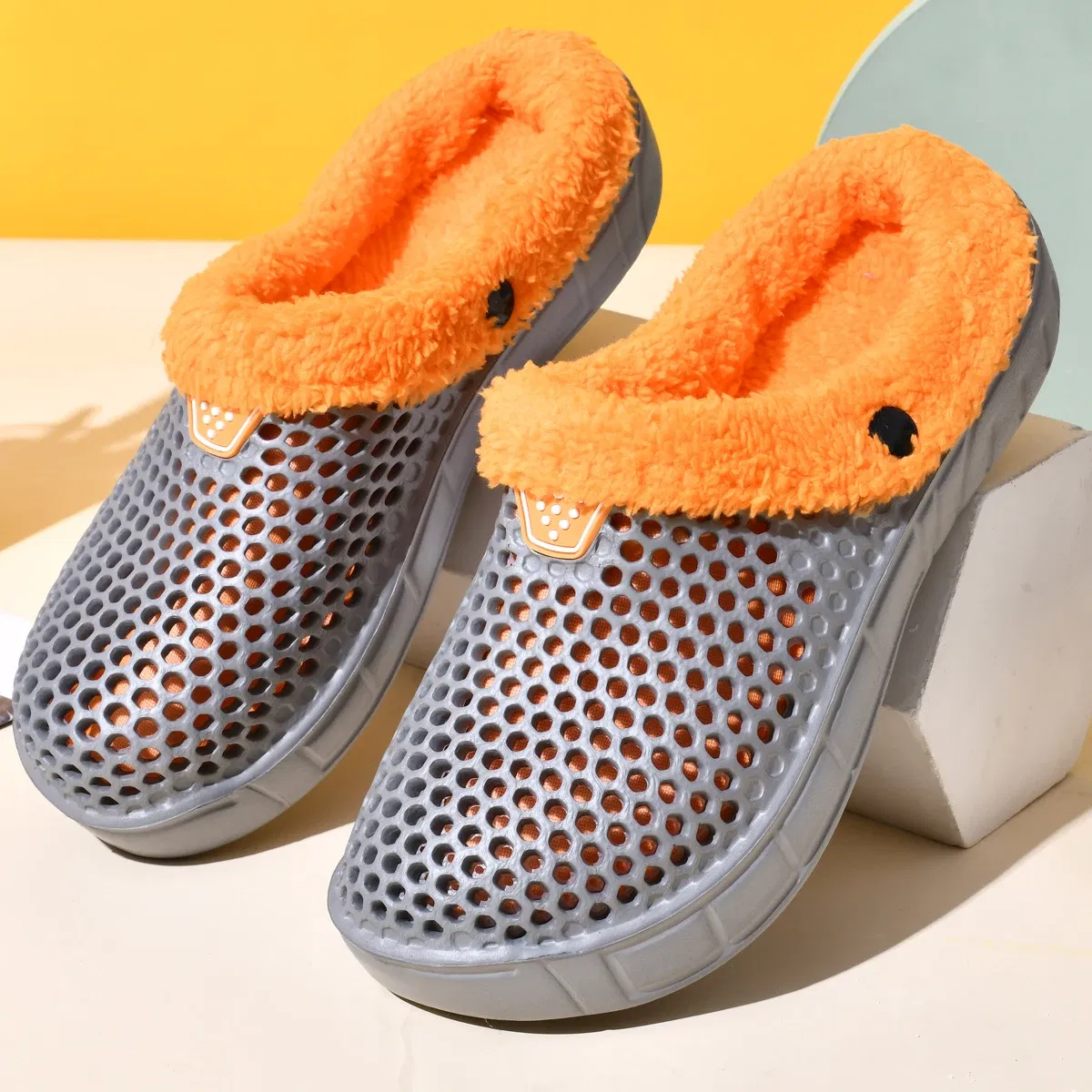 Color: Ivory, Shoe Size: 46 - Couple Style Men's and Women's Cotton Slippers Winter Warm Plus Velvet Thickened Clogs Mule Shoes