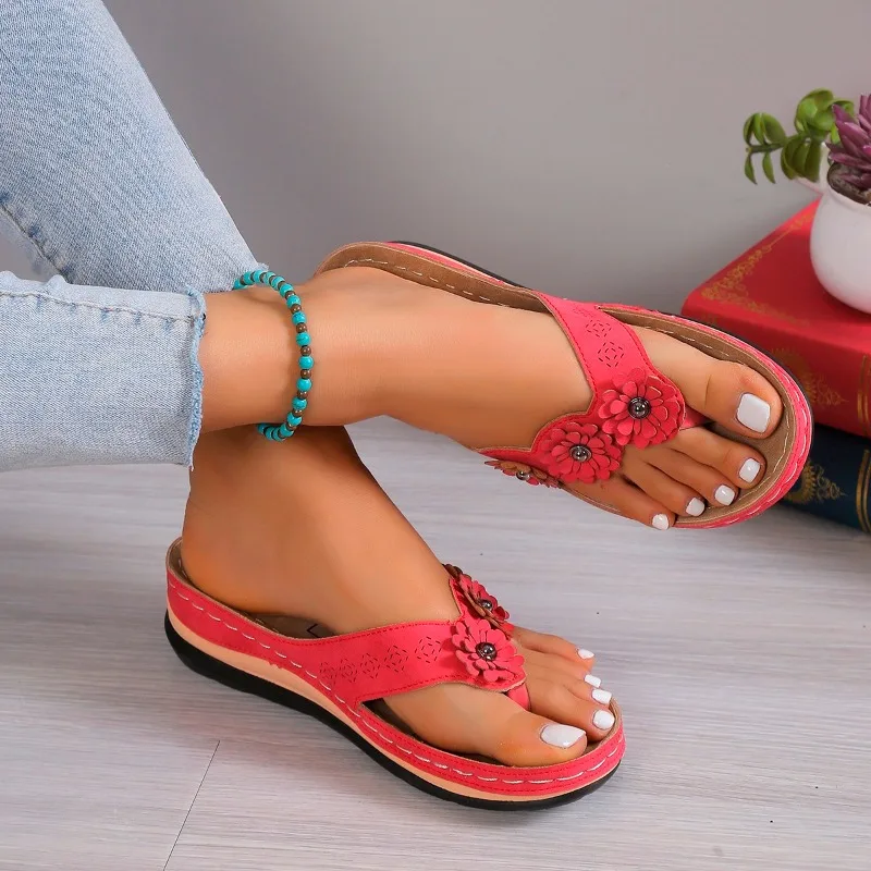 Color: Khaki, Shoe Size: 40 - Clip Toe Summer Shoes Women's Slippers Sweet Three Flowers Platform Sandals Soft Casual Ladies Flip Flops 2024 ?‘осоно?¶ки ?–?µнски?µ