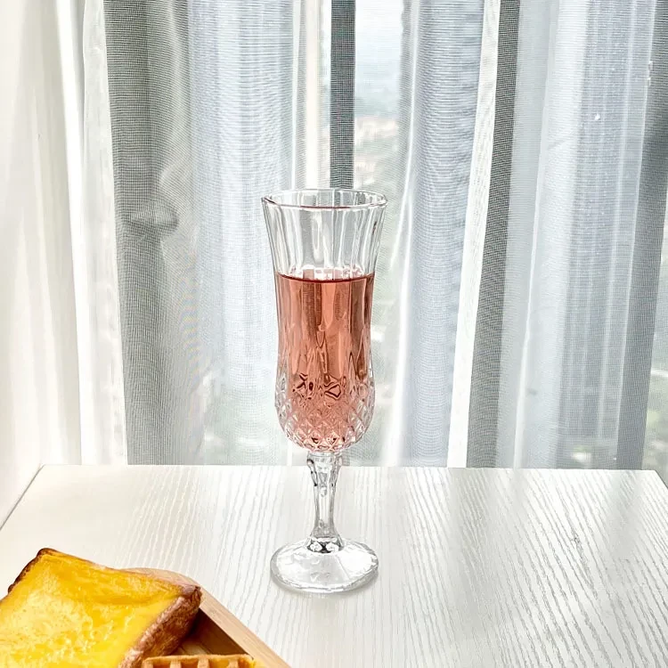 Champagne Glasses NZ