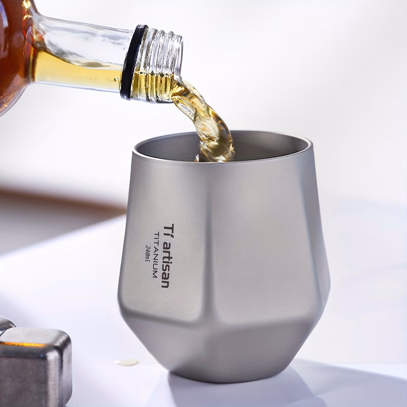 Tiartisan™ 1pc Pure Titanium Hexagonal Diamond Water Mug – Ultralight, Double-Layer Anti-Scald Mug for Outdoor Adventures