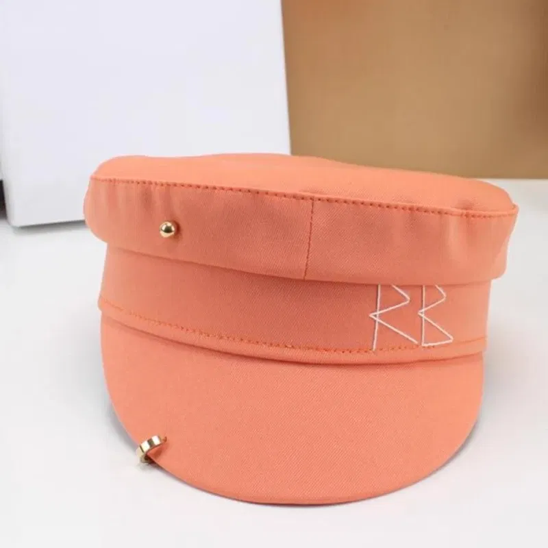 Designer New Winter Embroidery Letter Baker Boy Straw Caps Purple Newsboy Caps Thick Warm Flat Cap Chapeau Homme