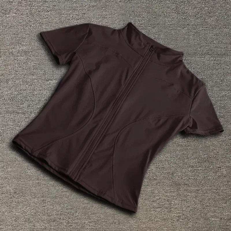 Color: Chocolate, Size: M - Summer High Quality Waist Slimming Training Tops Women's Quick-drying Tight Stand Collar Full Zipper Short Sleeves Yoga shirts