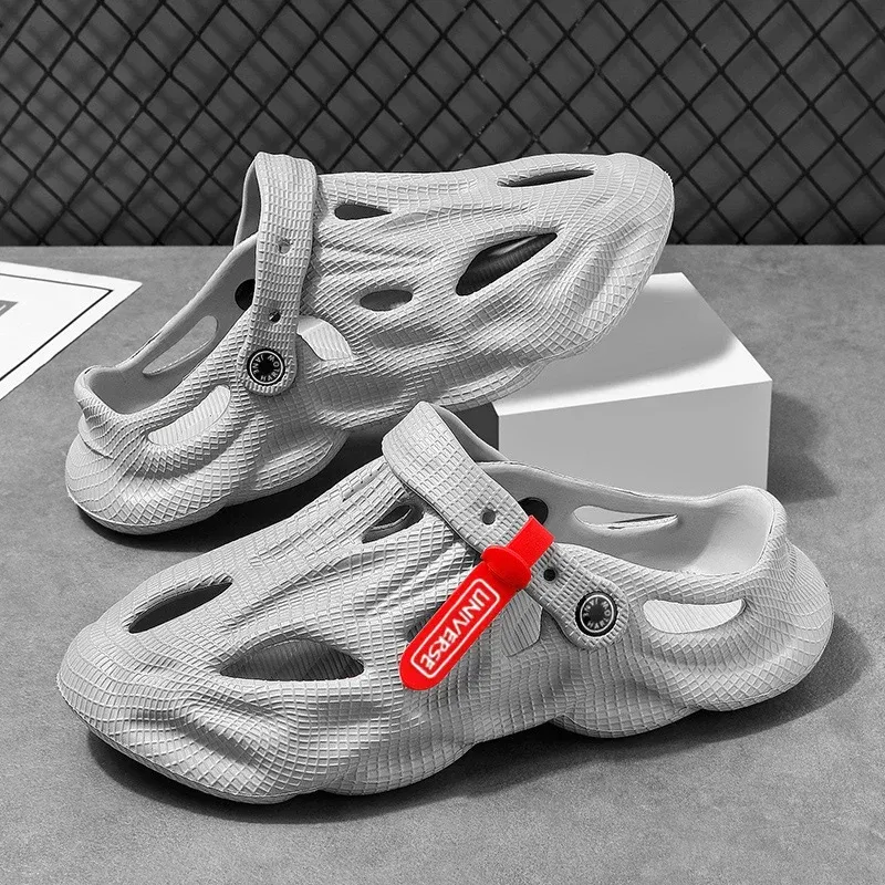 Color: WHITE, Shoe Size: 40 - Summer Men's Clogs Sandals Lightweight Breathable Anti-slip Beach Slippers Men Outdoor Slippers Clogs Anti-slip Beach Slippers