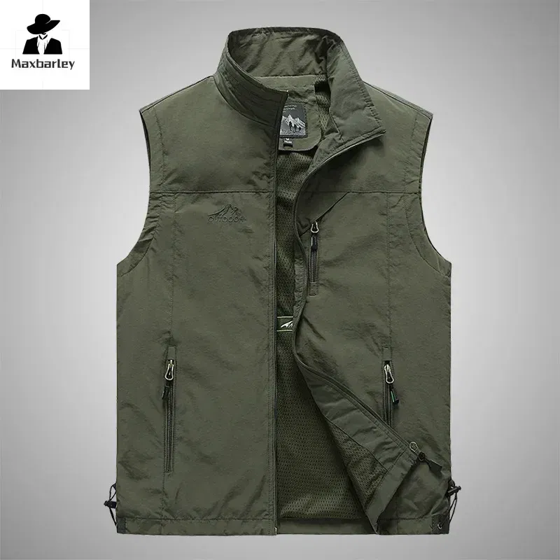 Color: Beige, Size: M - Autumn Men Waistcoat Outdoor Leisure Solid Sleeveless Jacket Young Middle-aged Photography Fishing Casual Vest Male summer