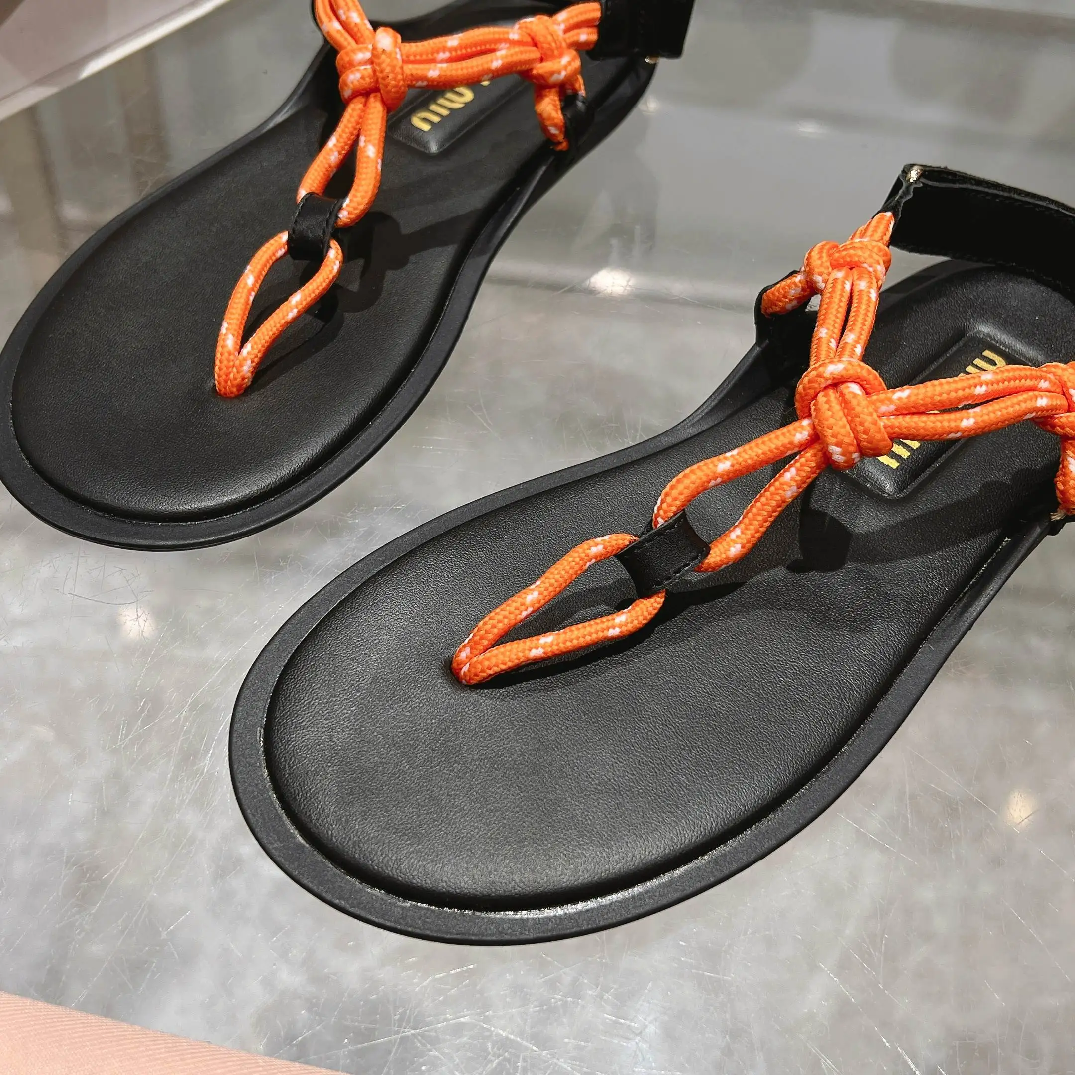 Color: black, Shoe Size: 41 - 25 New Summer Products, Super Cost-effective, Summer Sandals and Flip-flops Are Versatile and Trendy, MIU Series Flip-flops