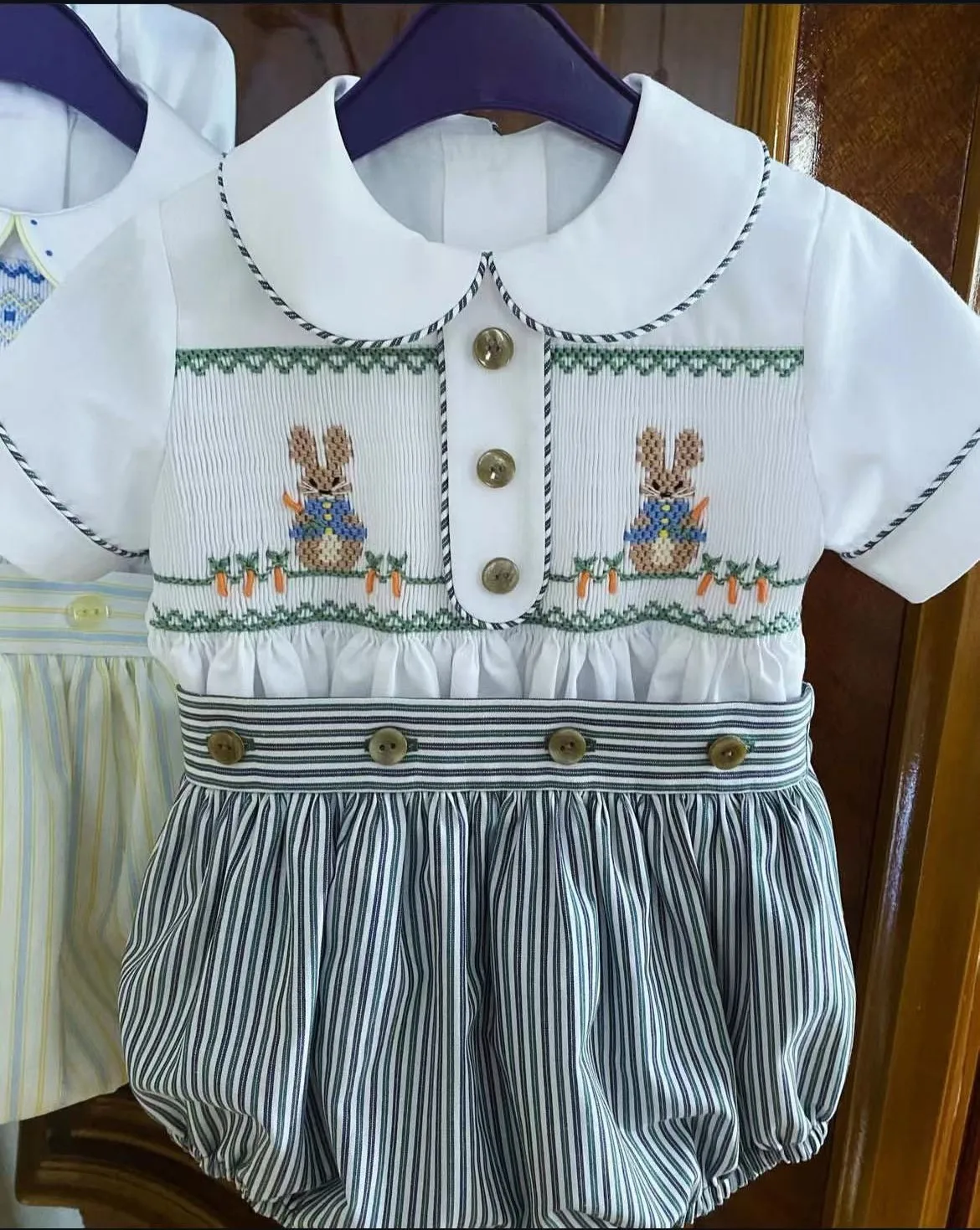 Kid Size: 12M - 0-6Y Baby Boy Summer Rabbit Handmade Embroidery Smocked Black Stripe Outfit Suit for Birthday Causal A109