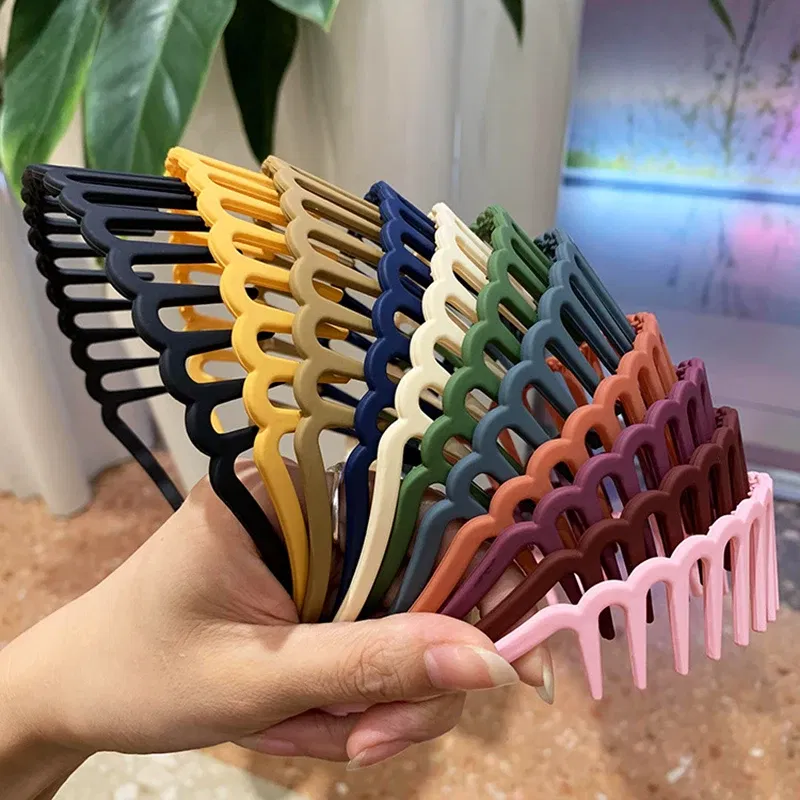 Color: Red - Resin Hair Comb Hairbands Hair Accessories Matte Hair Hoop with Teeth Non-slip Head Hoop Frosted Makeup Dressing Thin Headband