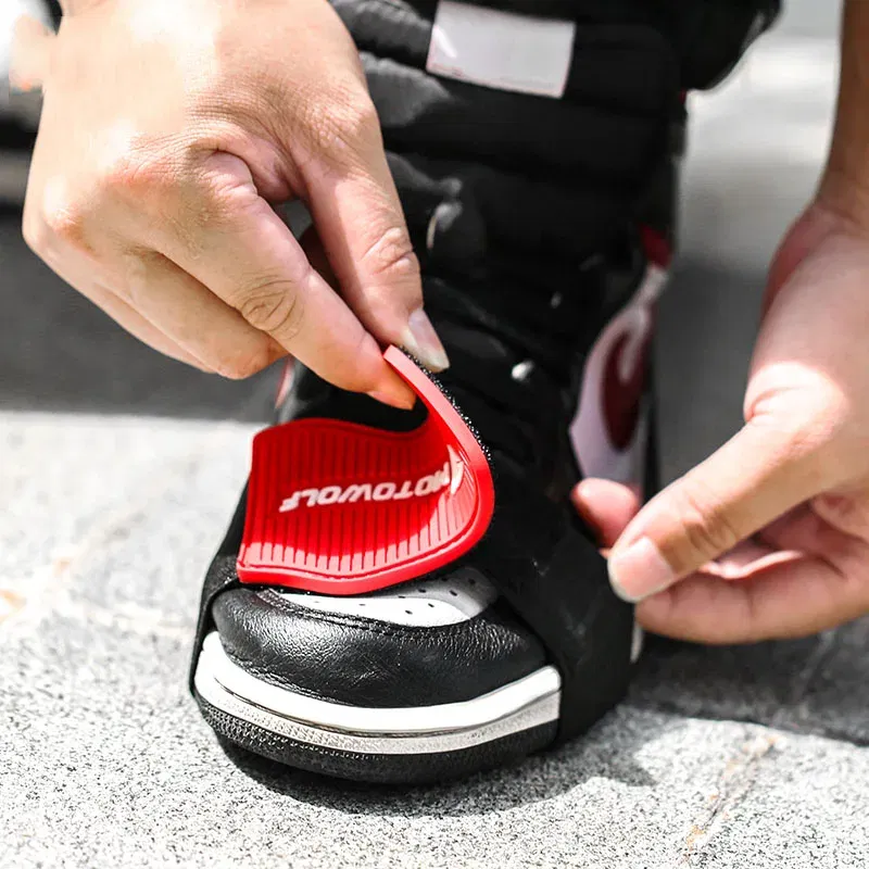 Color: Beige - Motorcycle Anti-skid Gear Shifter Rubber Shoes Protective Gear Shift Pad Lightweight Boot Cover Shifter Guards Protector