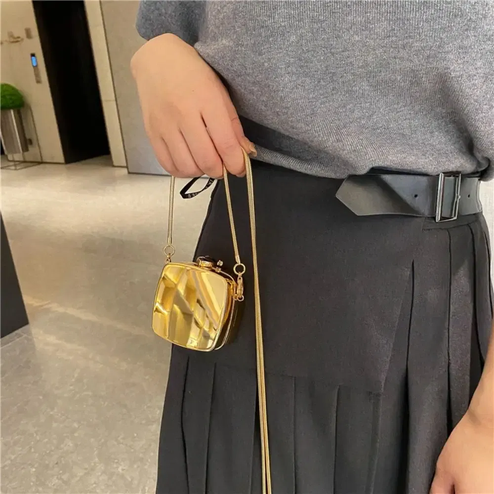Color: Brown - New Shoulder Bag Women's Chain Mini Small Square Totes Bag Designer Luxury Messenger Bag Ladies Crossbody Bags Shoulder Bag