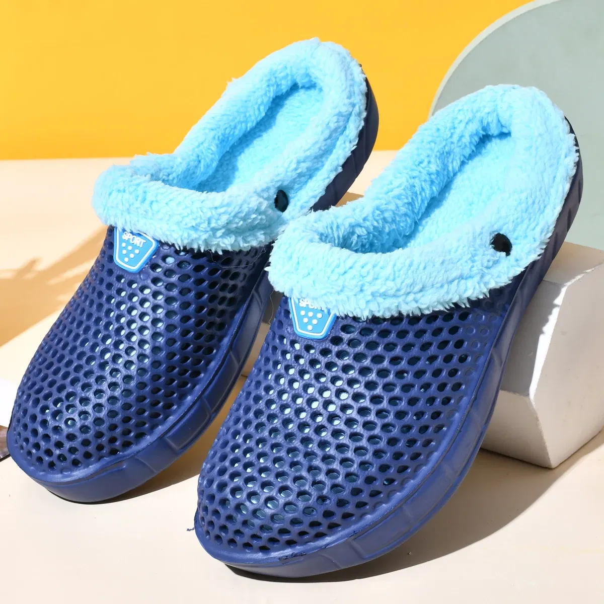 Color: wine red, Shoe Size: 41 - Couple Style Men's and Women's Cotton Slippers Winter Warm Plus Velvet Thickened Clogs Mule Shoes