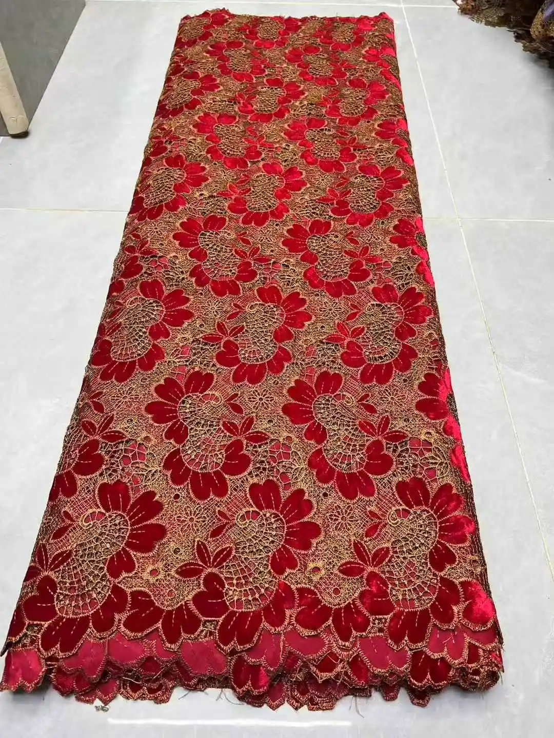 Color: Beige, Width: 120cm, Length: 5 yards - 2026 Purple African Nigerian Velvet Lace Fabric High-Quality Embroidery for Wedding Party Sewing SHXI