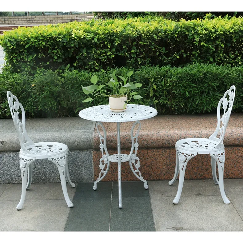 White Table and Chairs