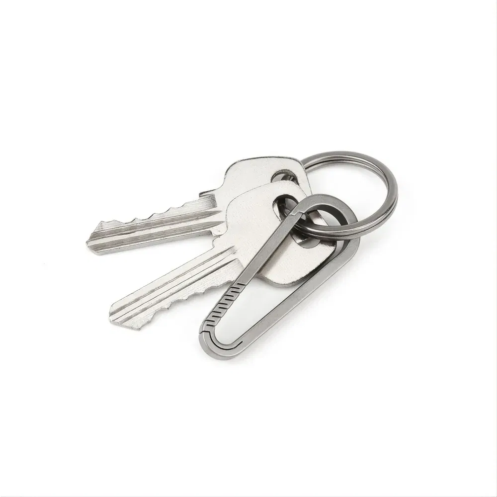 Color: Red - High-End Titanium Keychain Men Car Key Chain Key Ring Ultra Lightweight EDC Carabiner Key Holder Outdoor Hiking Buckle Tool Gift
