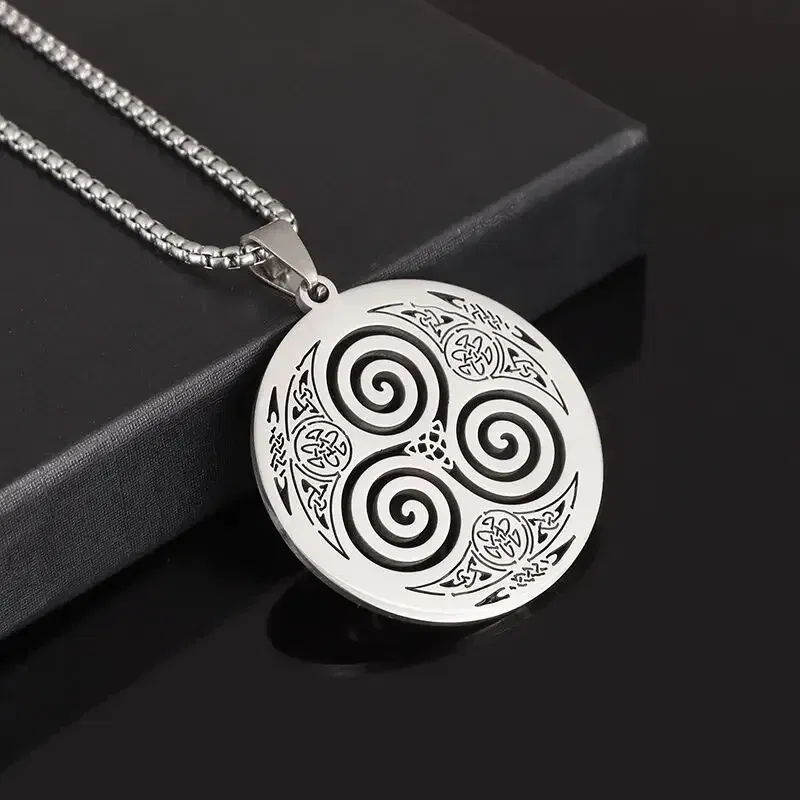 Vintage Witch Knot Necklace Stainless Steel Magic Knot Pagan Wicca Symbol Pendant for Men Women Celtic Knot Jewelry Gifts
