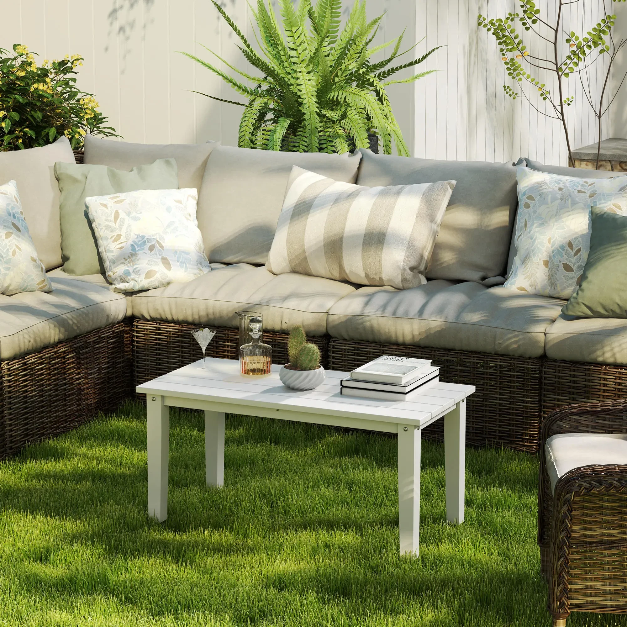 White Outdoor Furniture