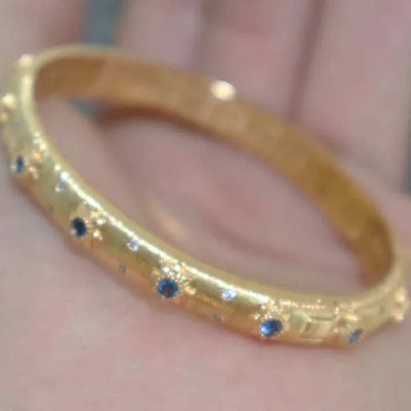 Gem Color: Blue - Classic Court style wire drawing bracelet for women light luxury elegant green crystal retro flower bangles wedding fine jewelry