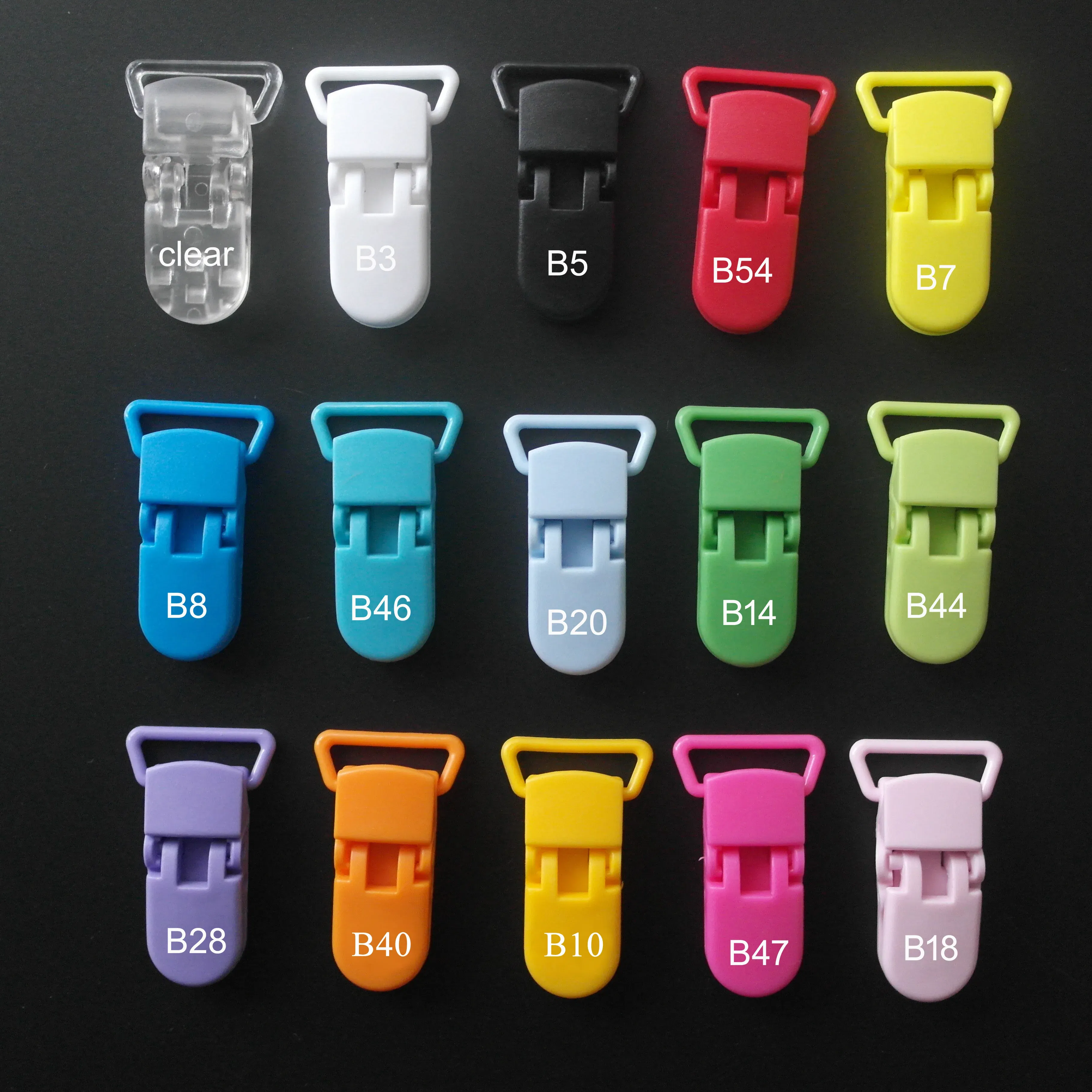 Color: GRAY - Sutoyuen 40pcs Hot D Shape Kam Plastic Pacifier Clips Plastic Baby Soother Dummy Suspender Chain Holder Clips for 20mm Ribbon