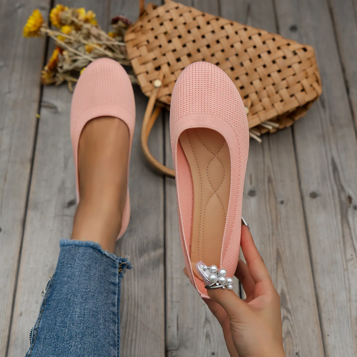 Color: Beige, Shoe Size: 43 - Elastic Knitting Flats Slip on Shoes for Women 2024 Summer Breathable Soft Loafers Woman Lightweight Casual Shoes Mom Moccasins