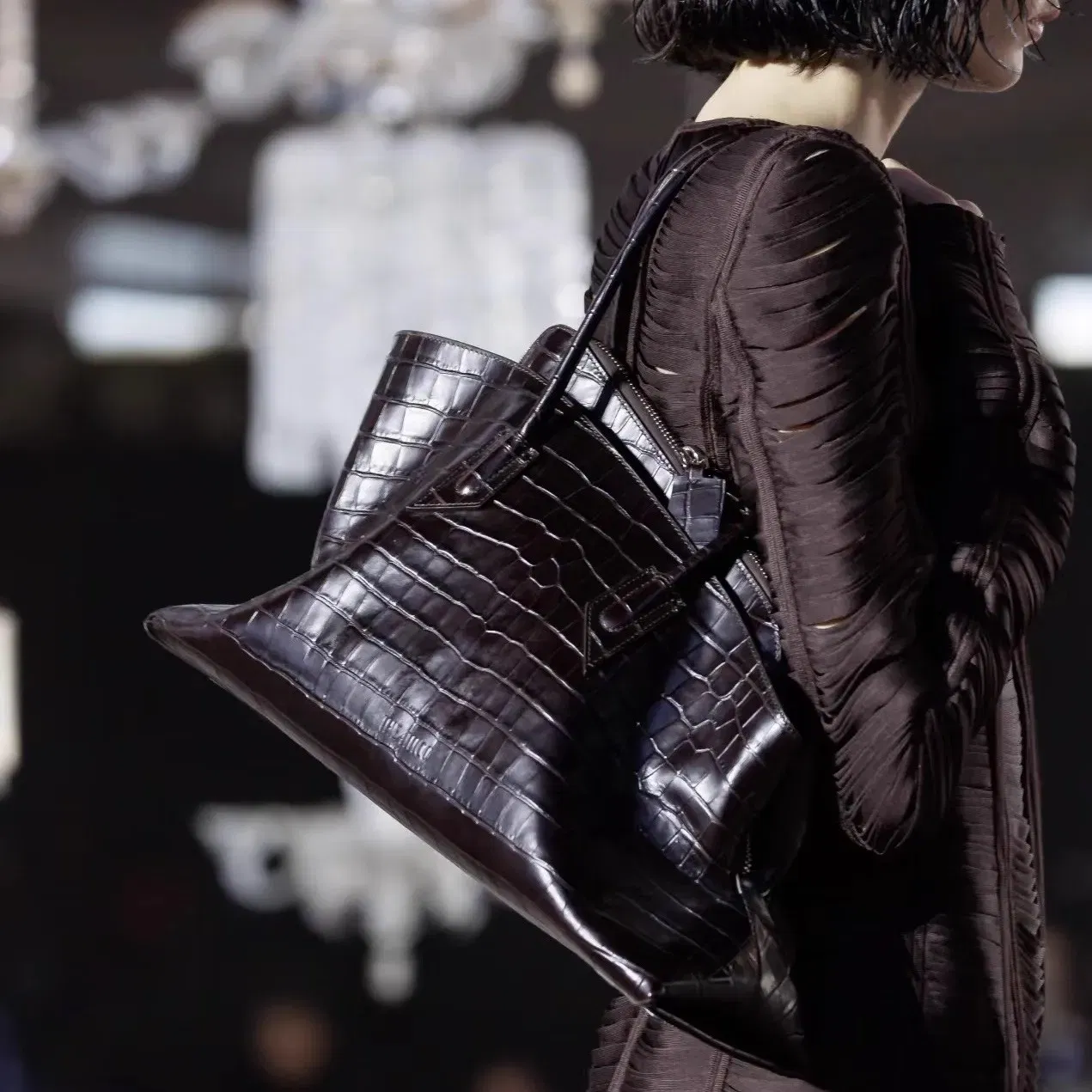 Color: black - Brand Crocodile pattern genuine leather luxury Handbags High Quality alligator large capacity Lady Totes Shoulder Crossbody Bag