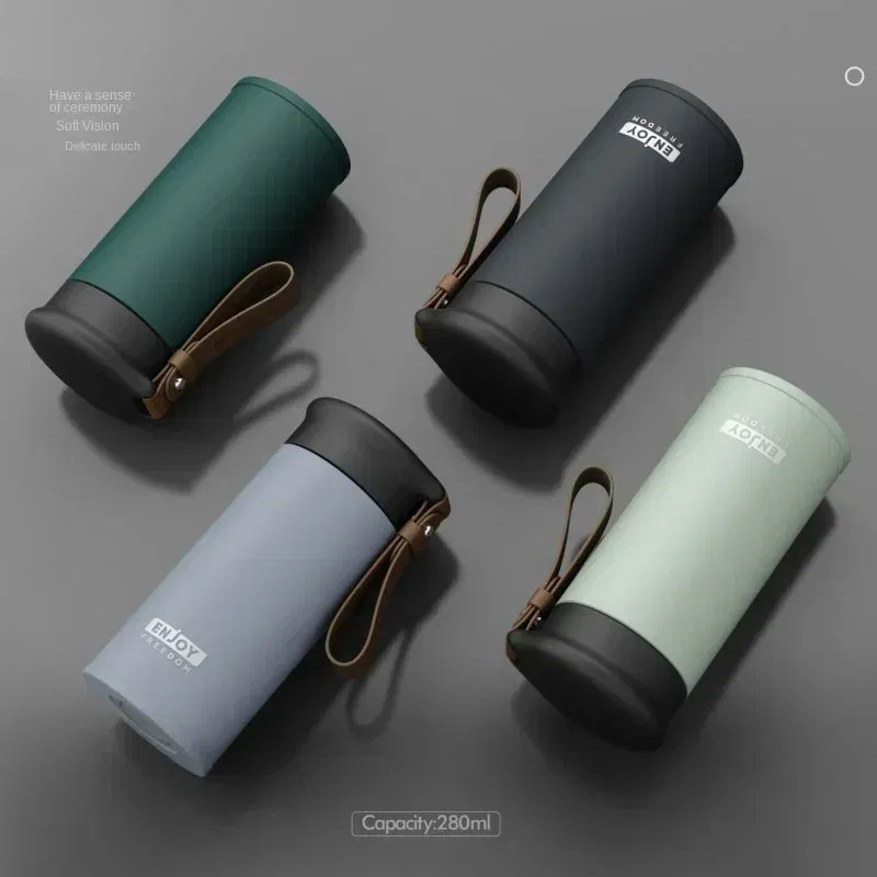 Color: Red, Capacity: