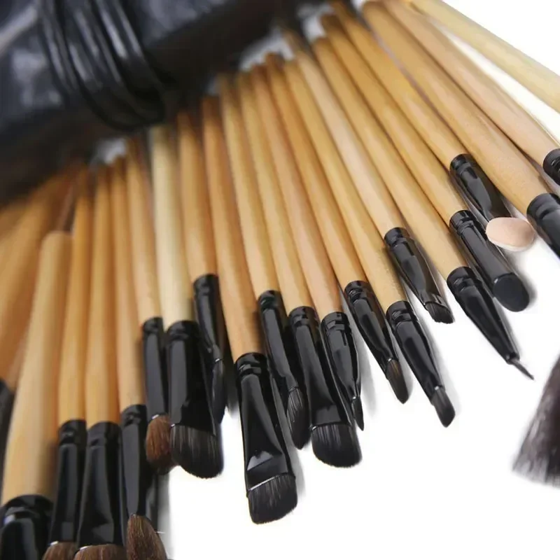 Handle Color: black - Gift Bag Of  24 pcs Makeup Brush Sets Professional Cosmetics Brushes Eyebrow Powder Foundation Shadows Pinceaux Make Up Tools