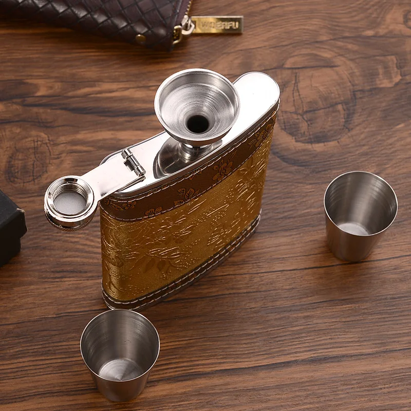 Color: Red - 7oz/8oz Portable Pocket Hip Flask Outdoor Travel Stainless Steel Flask Whiskey Drink Alcohol Flasks 8oz Steel Hip Flask Flagon
