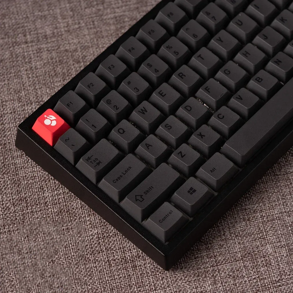Color: Khaki - Minimalist Black keycaps PBT cherry profile  61/71/64/68/84/96/980/87/104 keycap set