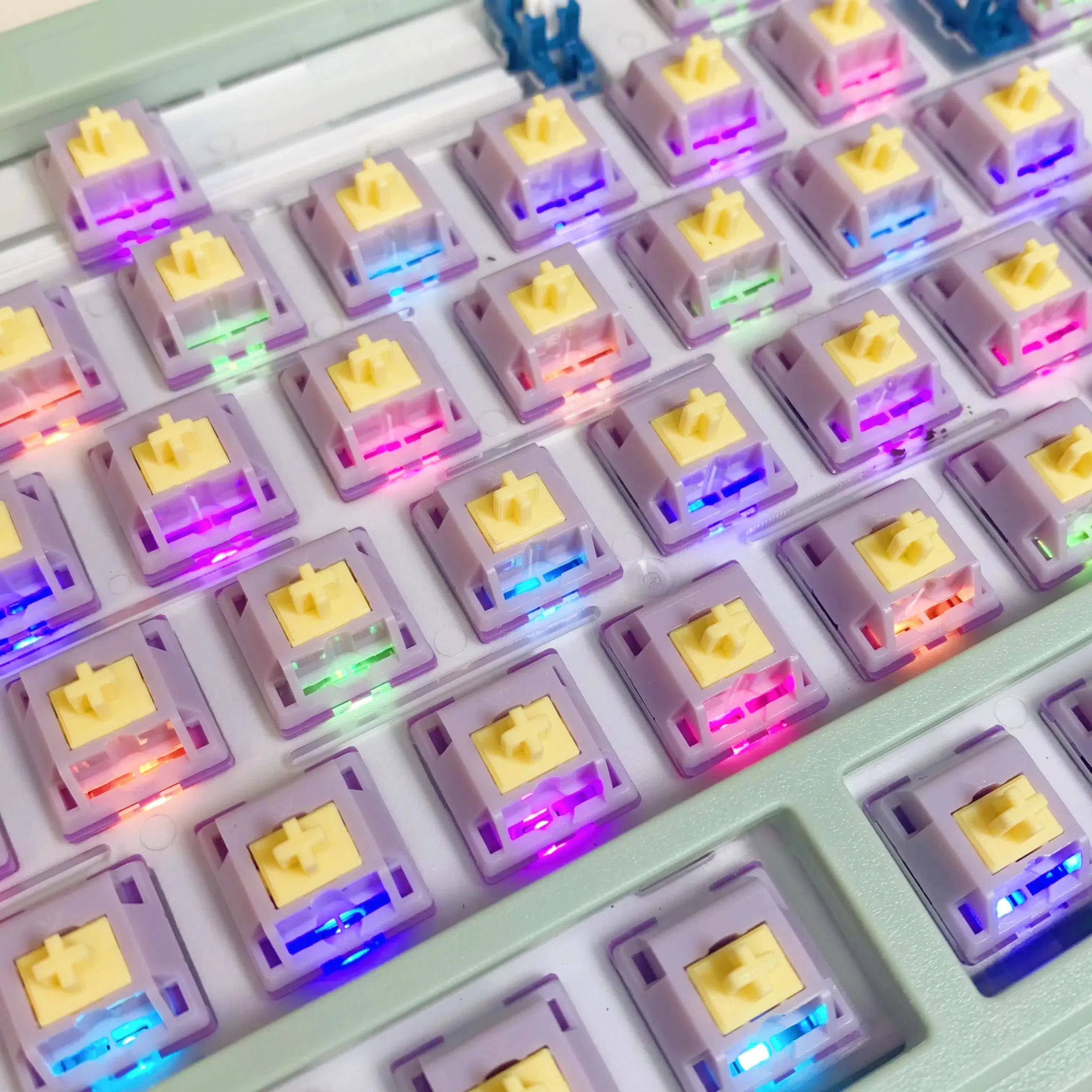 Color: Olive, Axis Body: Yellow Switch - KTT Hyacinth Linear Switch Five Pins Switches MX For Mechanical Gaming Keyboards 45g Prelubed