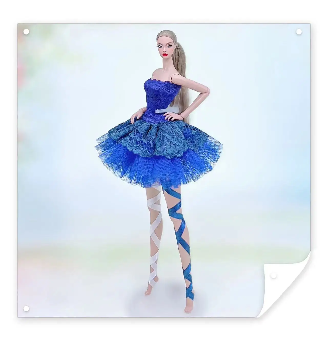 Color: WHITE - for clothes for barbie ballerina