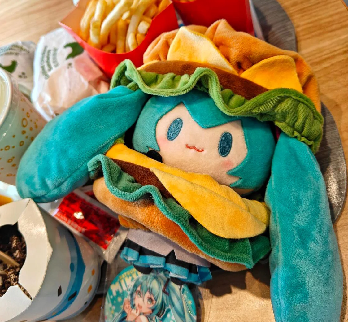 Color: Brown - 15cm Hatsune Miku Kawaii Q Version Figure Plush Doll Anime Peripheral Plush Stuffed Toy Collection Model Ornament Toys Gifts