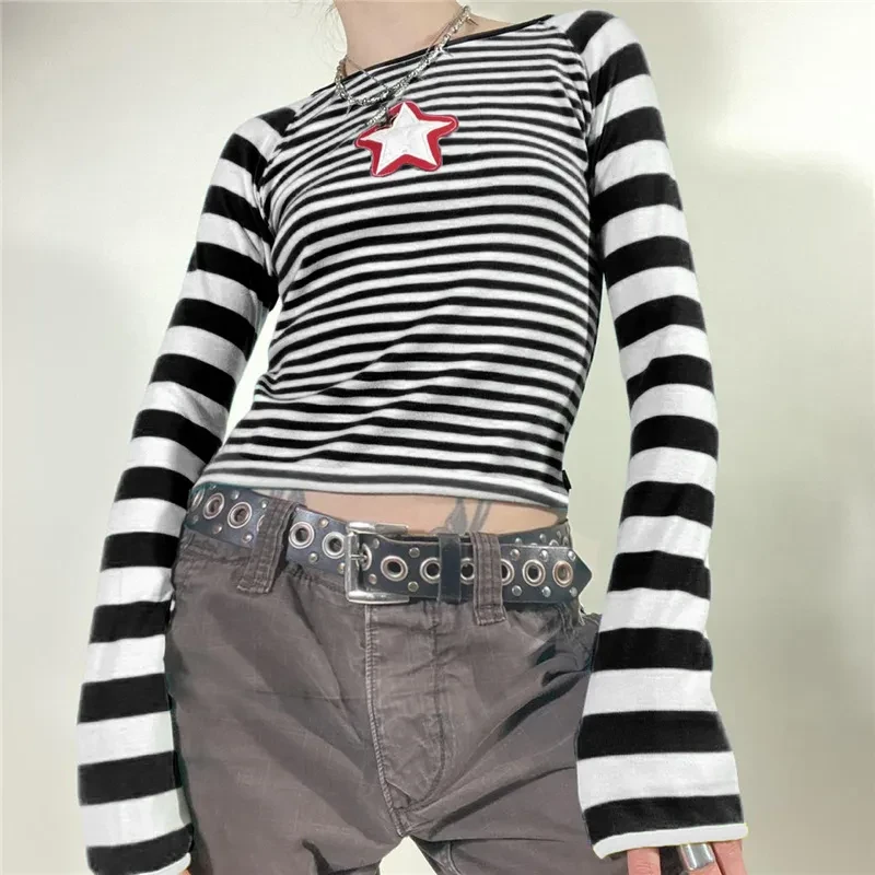 Black and White T-shirt Long Sleeve