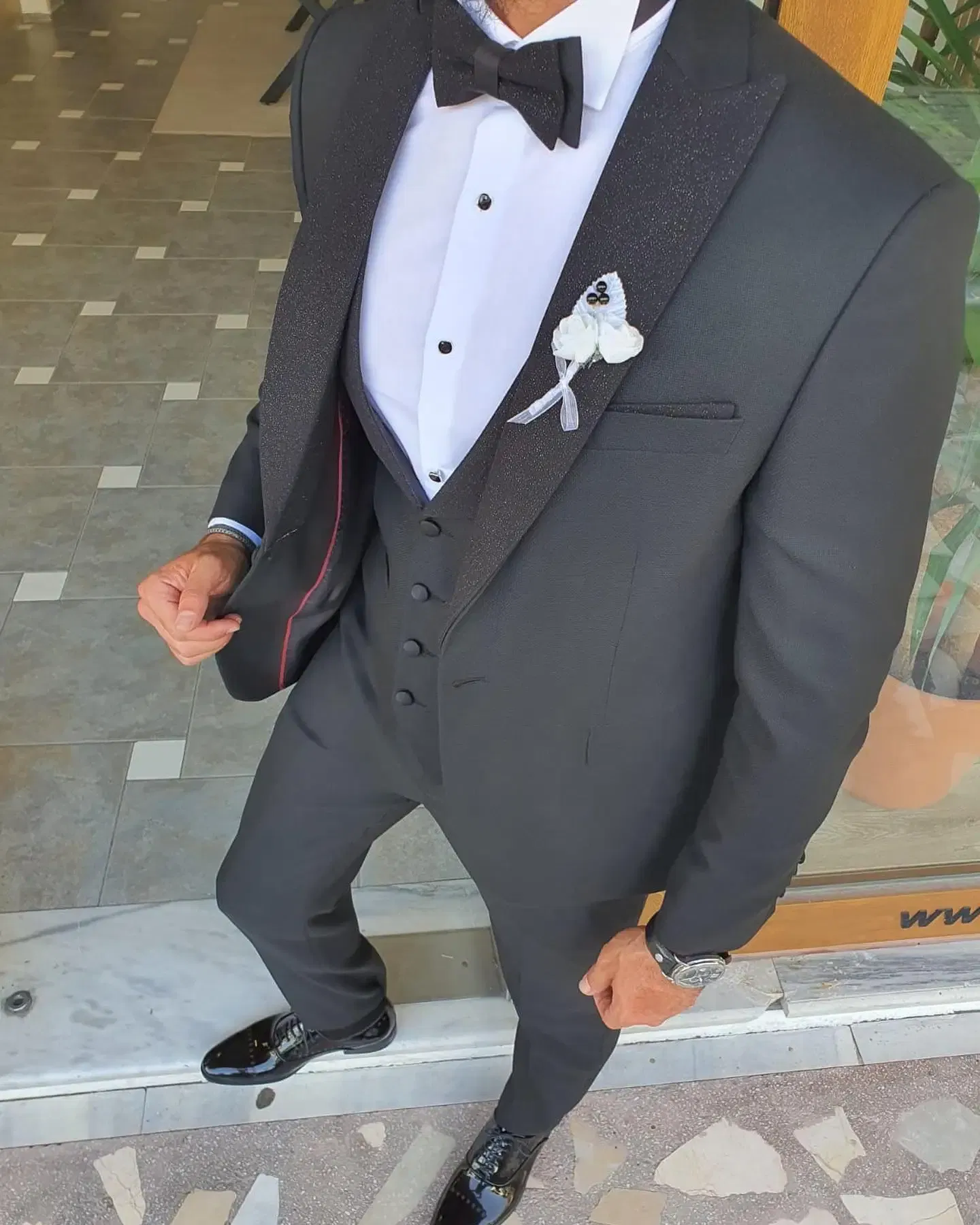 Color: Dark Grey, Size: M, Ships From: CHINA - 3 Pieces New White Men's Suit 2022  Peak Lapel Slim Fit Casual Tuxedos Groom Tailor Made Terno Masculino (Blazer+Pants+Vest)