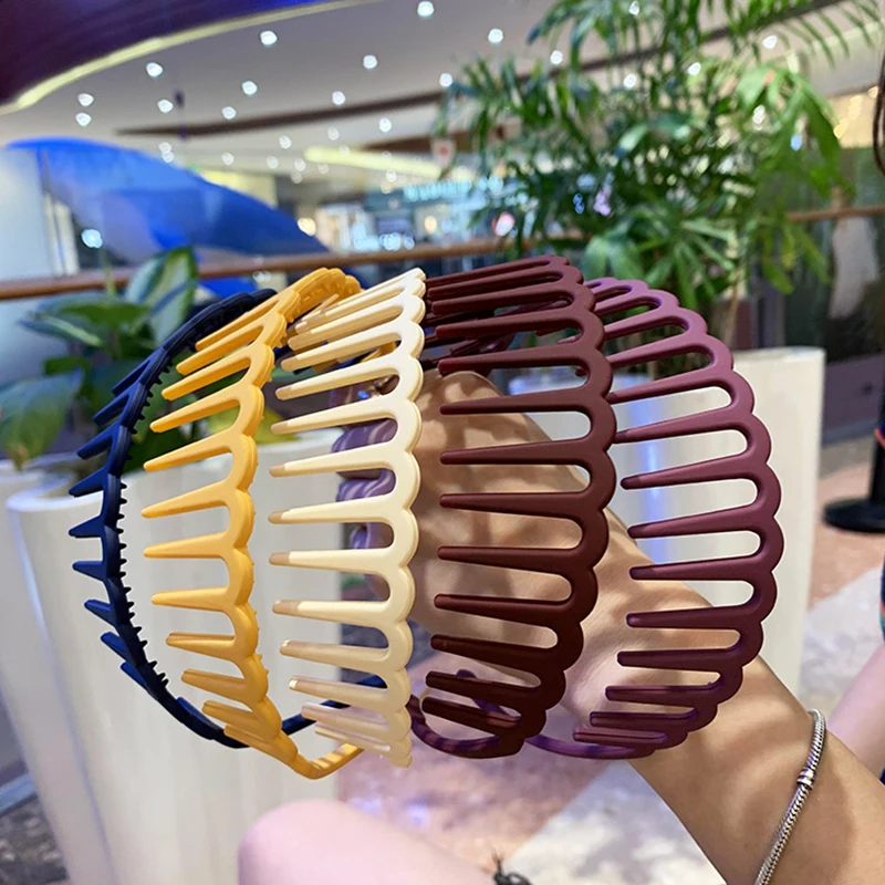 Color: Pink - Resin Hair Comb Hairbands Hair Accessories Matte Hair Hoop with Teeth Non-slip Head Hoop Frosted Makeup Dressing Thin Headband