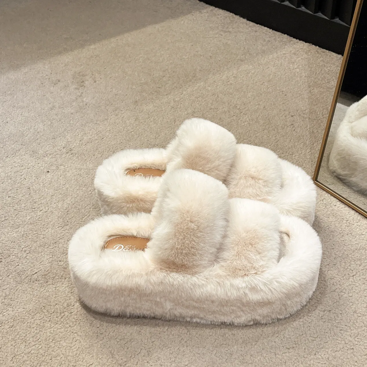 Color: Beige, Shoe Size: 39 - New Winter Open Toe Slipper Fur Thick Sole Flats Heel Ladies Casual Slip On Bedroom Shoes Soft Outdoor Fashion Fur Slippers