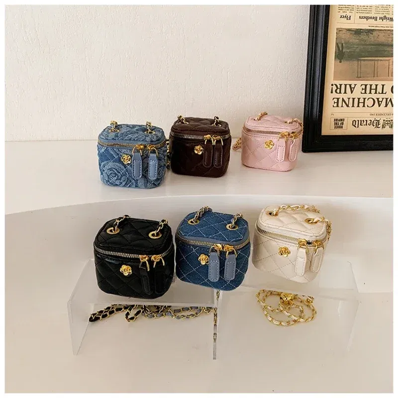 Color: black - New Fashion  Children's Bag Girl Baby Lingge Chain Bag Girl Crossbody Bag Handbag Bags For Girls  Free Shipping  Kids Bag
